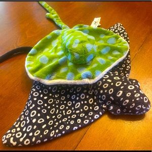 Small stuffed stingray bundle